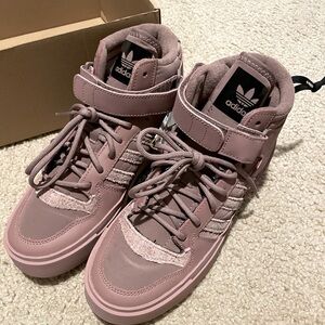 listing-status-banner